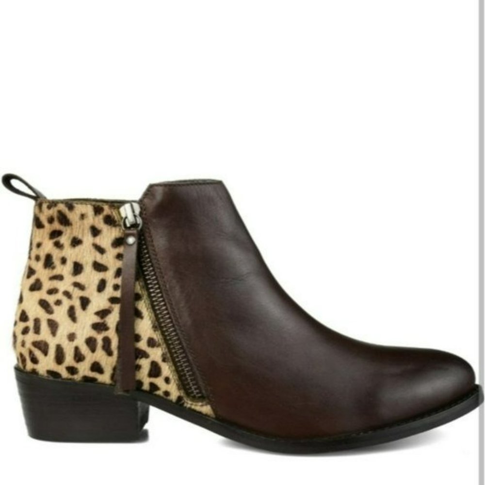 Journee Collection Shalece Ankle Boots Brown -11 - Picture 2 of 9